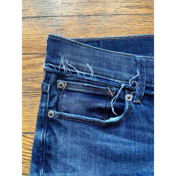 EXPRESS Distressed Stretch Mid-Rise Denim Leggings sz 6R - Picture 3 of 16